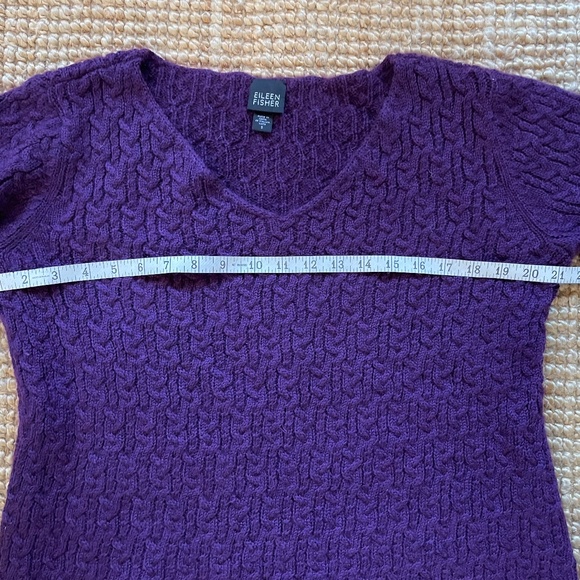 Eileen Fisher sweater, size S - Picture 6 of 7